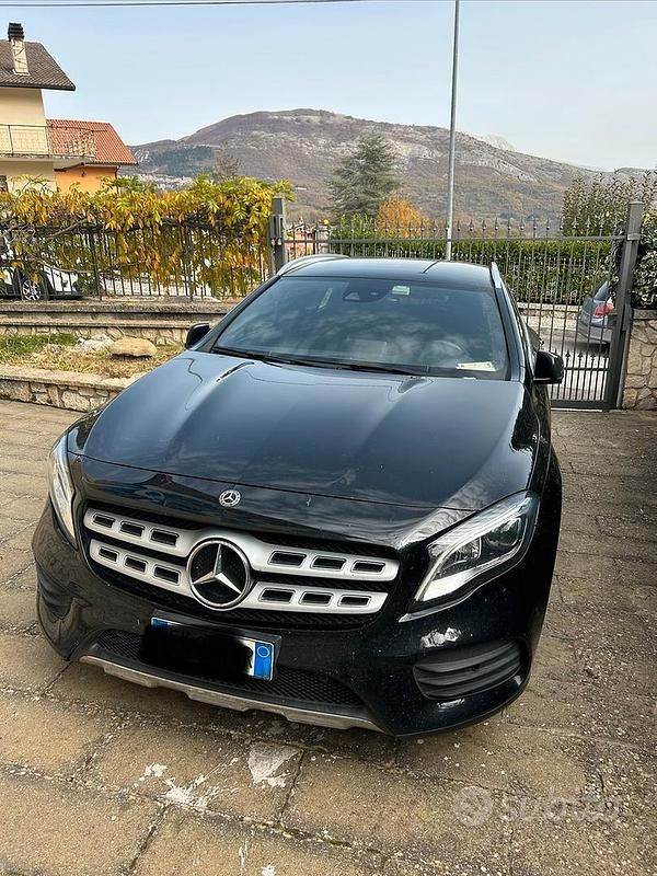 Usata Mercedes GLA200 2017 Nero SUV