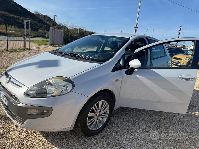 Usata Fiat Punto Evo Sport 77 CV (56 kW) 2012 Grigio Utilitaria