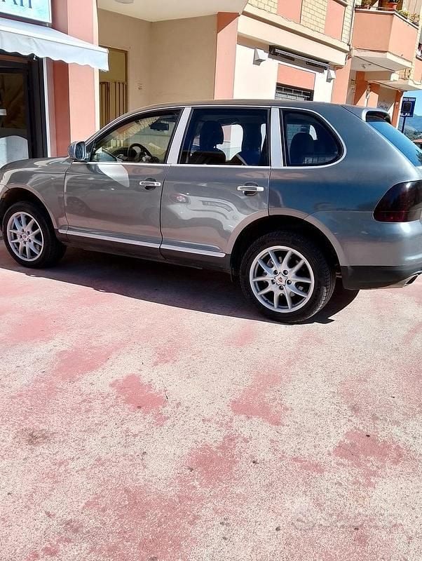 Usata Porsche Cayenne 2004 Grigio SUV