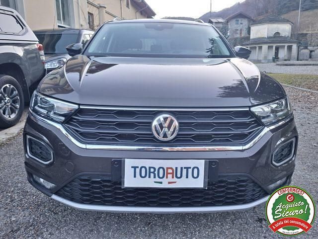 Usata VW T-Roc Advance 150 CV (110 kW) 2018 Marrone SUV