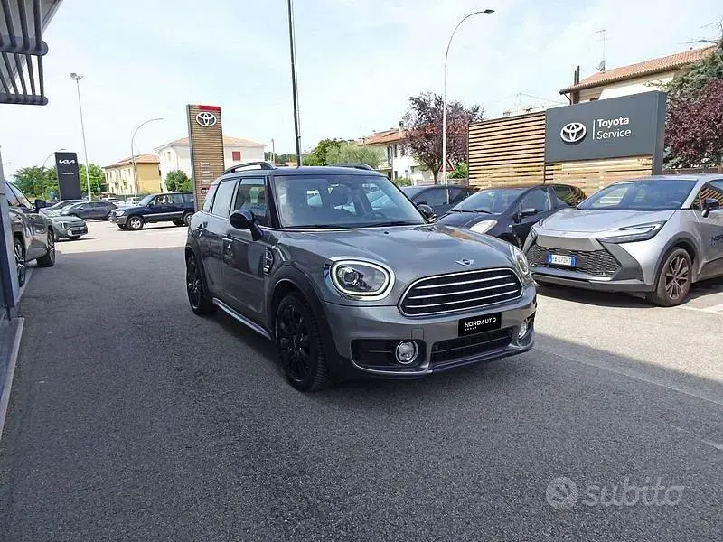 Usata Mini Cooper D Countryman 150 CV (110 kW) 2017 Grigio SUV