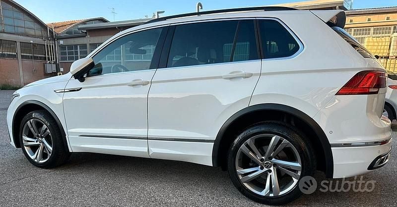 Usata VW Tiguan R 150 CV (110 kW) 2022 Bianco SUV