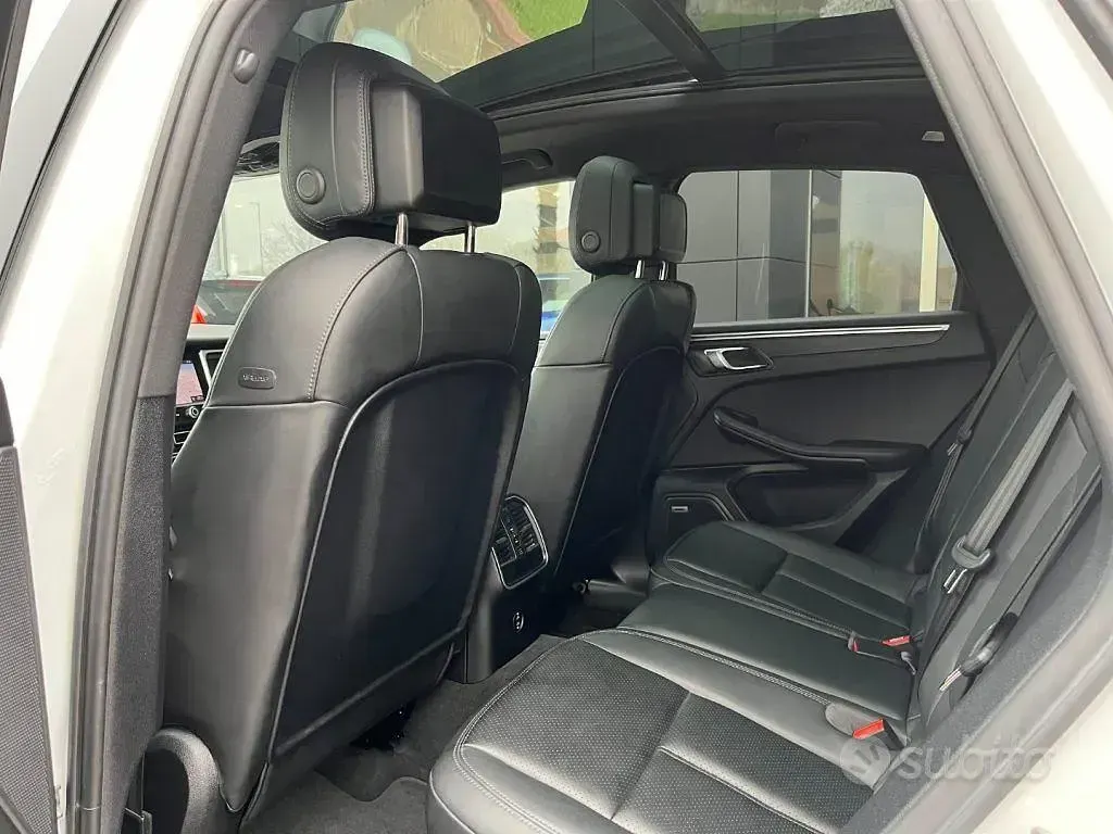 Usata Porsche Macan 265 CV (194 kW) 2022 Bianco SUV