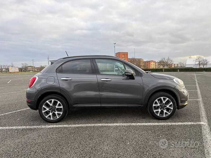 Usata Fiat 500X Cross 120 CV (88 kW) 2018 Grigio SUV