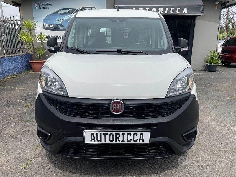 Usata Fiat Doblò 95 CV (69 kW) 2017 Bianco Monovolume