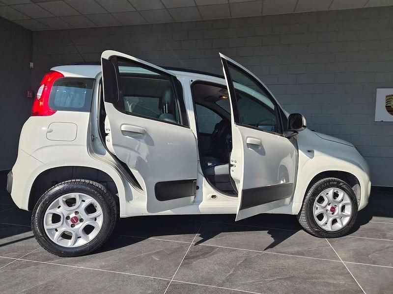 Usata Fiat Panda Lounge 80 CV (58 kW) 2015 Bianco Utilitaria