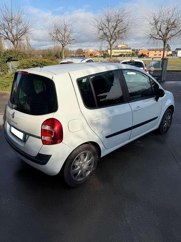 Usata Renault Modus 111 CV (81 kW) 2012 Bianco Monovolume