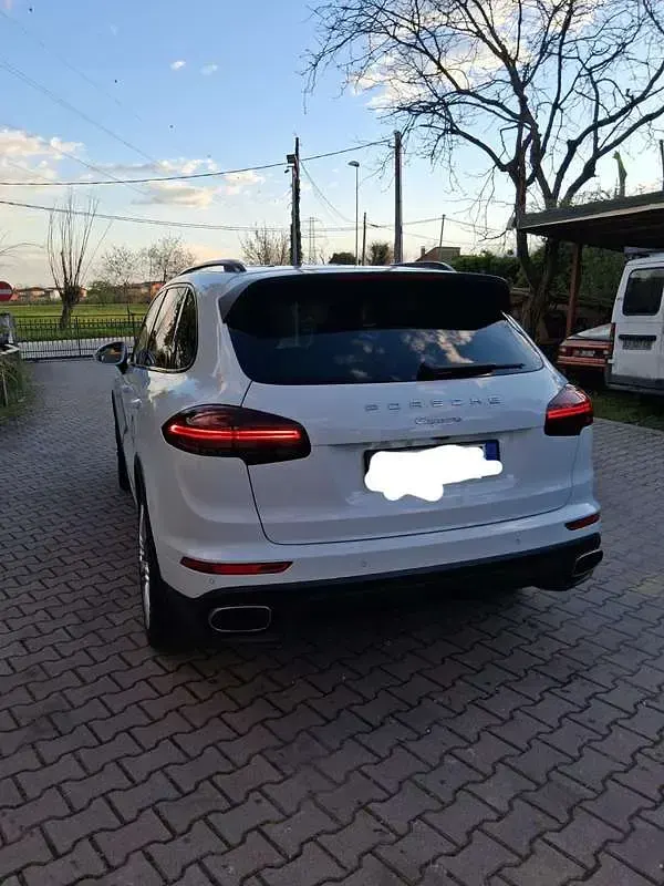 Usata Porsche Cayenne 250 CV (183 kW) 2016 SUV