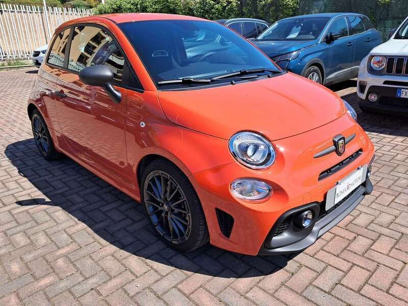Usata Abarth 595 165 CV (121 kW) 2024 Arancione racing Utilitaria