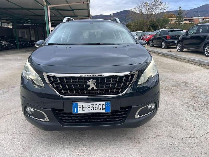 Usata Peugeot 2008 Active 82 CV (60 kW) 2016 Grigio SUV