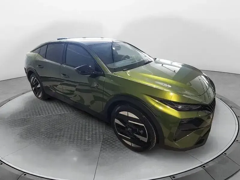 Nuova Peugeot 408 GT GT 145 CV (106 kW) 2026 Verde