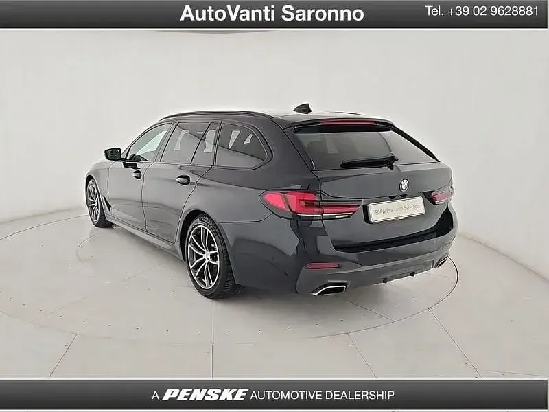 Usado BMW 530 M Sport 249 HP (183 kW) 2020 Preto Carrinha