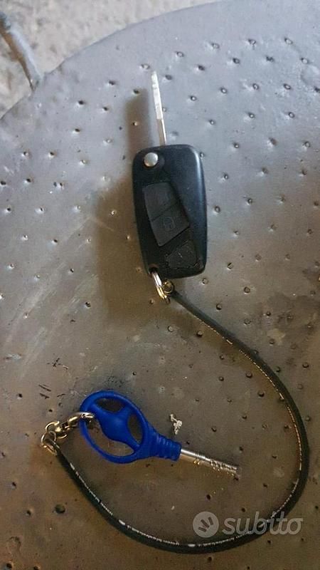 Usata Fiat Grande Punto 65 CV (47 kW) 2007 Grigio Utilitaria