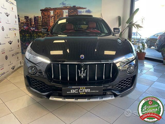 Usata Maserati Levante GranLusso 250 CV (183 kW) 2017 Nero SUV