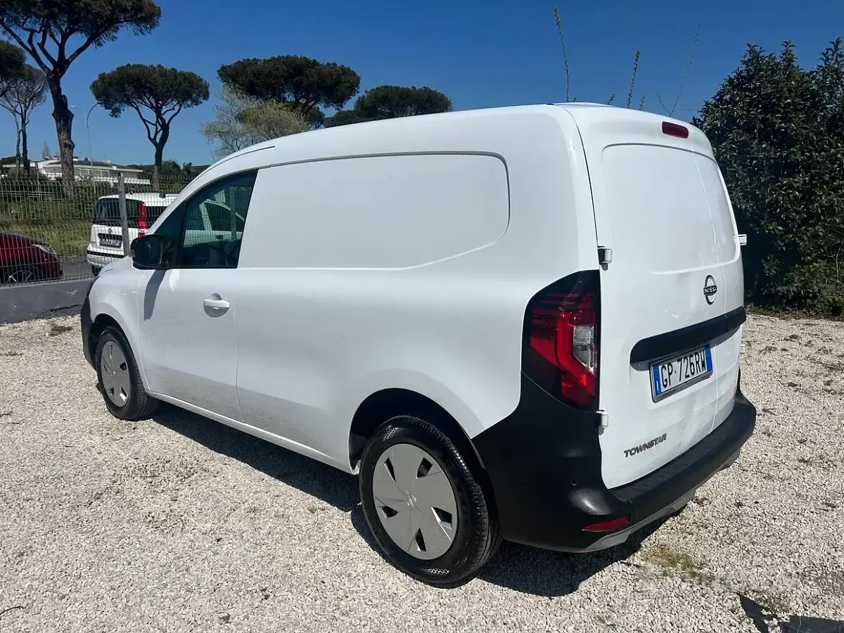 Usata Nissan Townstar N-Connecta 131 CV (96 kW) 2023 Bianco Furgone