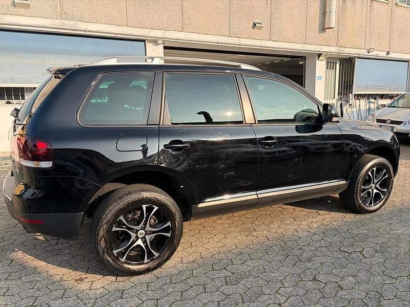 Usata VW Touareg R 174 CV (127 kW) 2008 Nero SUV