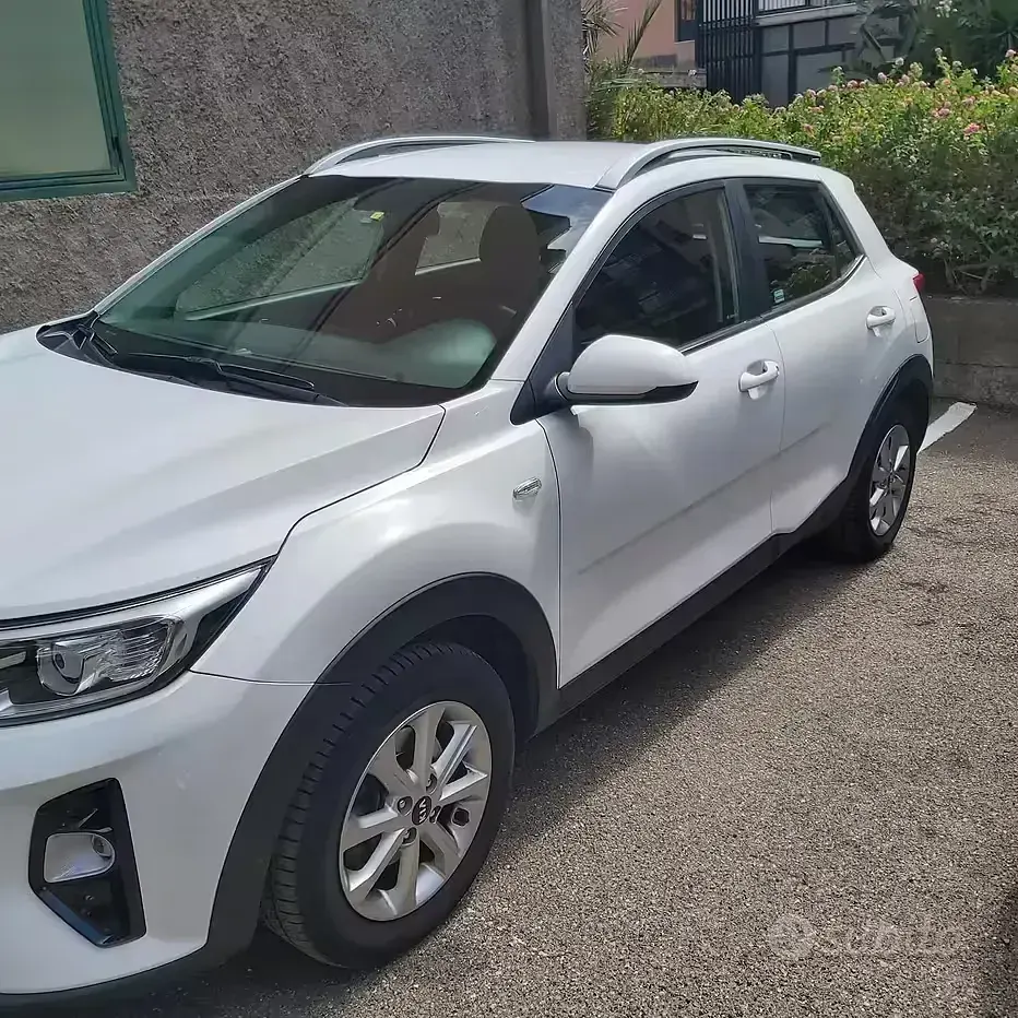 Usata Kia Stonic 110 CV (80 kW) 2018 Bianco SUV