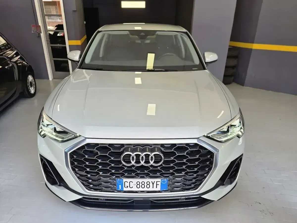 Usata Audi Q3 Sportback Business Plus 150 CV (110 kW) 2020 Grigio SUV
