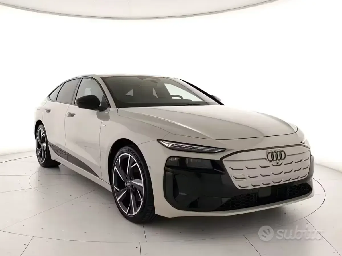 Nuova Audi A6 e-tron S-Line 100 kW (136 CV) 2026 Bianco Berlina