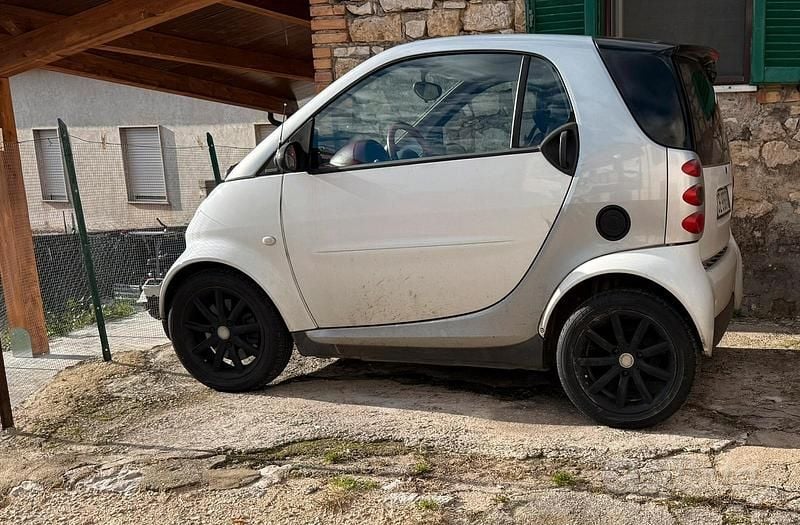 Bianco Usata 2003 Smart ForFour Utilitaria | 3000 € - Immagine 1/1