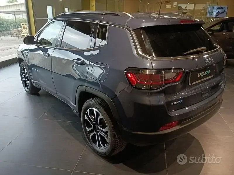 Usata Jeep Compass Limited 190 CV (139 kW) 2022 Blu SUV