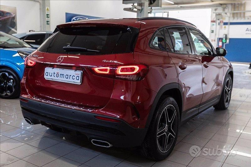 Usata Mercedes GLA200 Premium 150 CV (110 kW) 2022 Rosso SUV