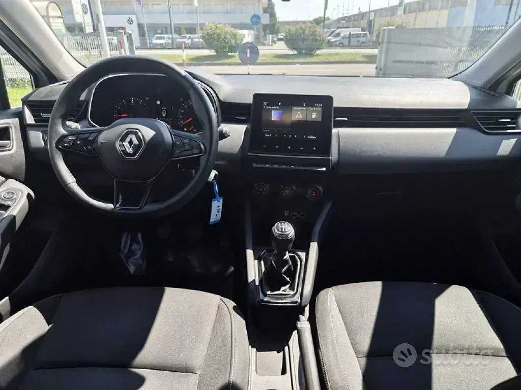 Usata Renault Clio V 101 CV (74 kW) 2020 Bianco Berlina
