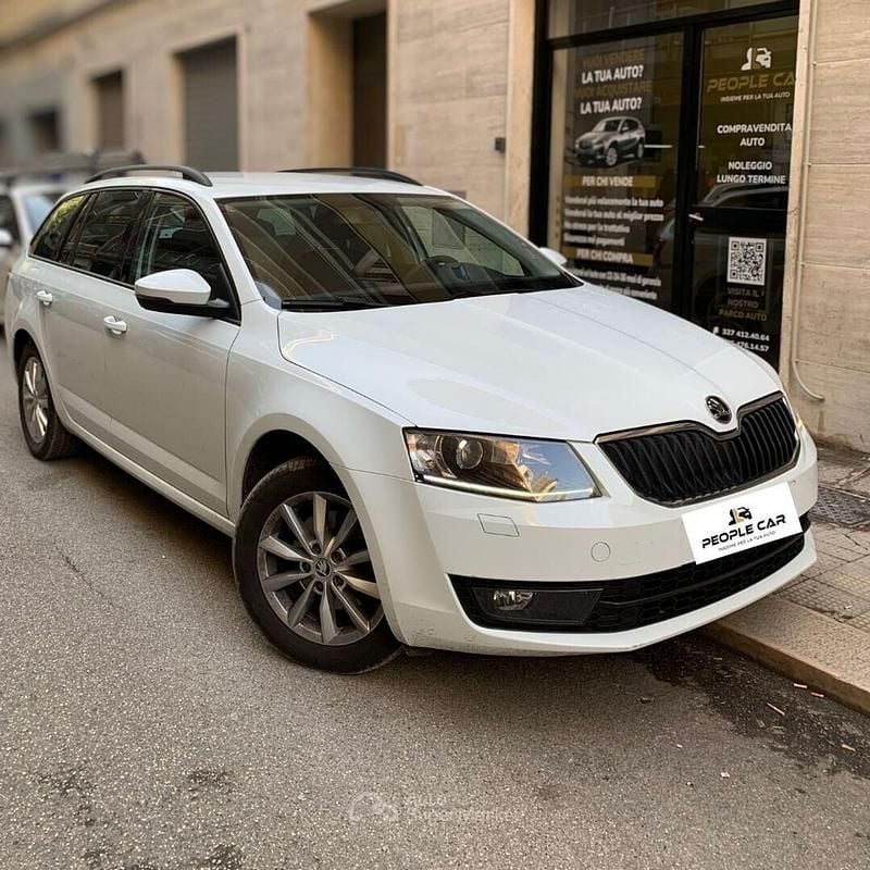 Bianco Usata 2015 Skoda Octavia Station wagon | 5650 € (Buon prezzo) - Immagine 1/4