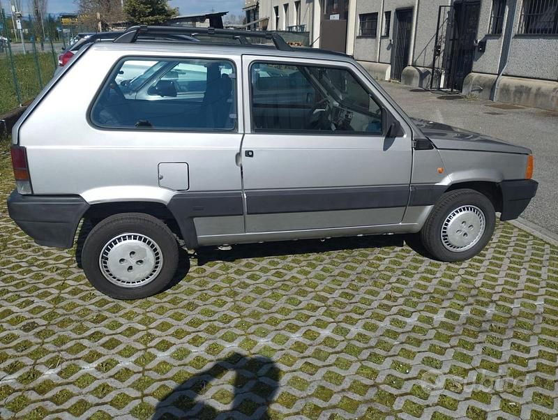 Usata Fiat Panda 54 CV (39 kW) 2003 Grigio Utilitaria