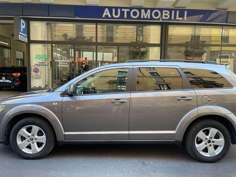 Usata Fiat Freemont Urban 170 CV (125 kW) 2012 Grigio SUV