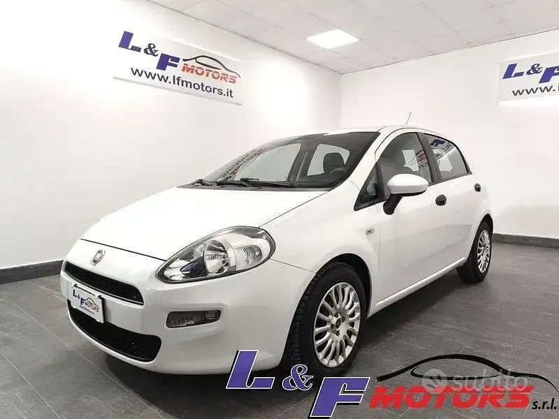 Usata Fiat Punto 84 CV (61 kW) 2014 Bianco Utilitaria