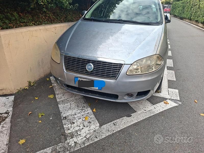 Usata Fiat Croma Active 120 CV (88 kW) 2006 Argento Station wagon