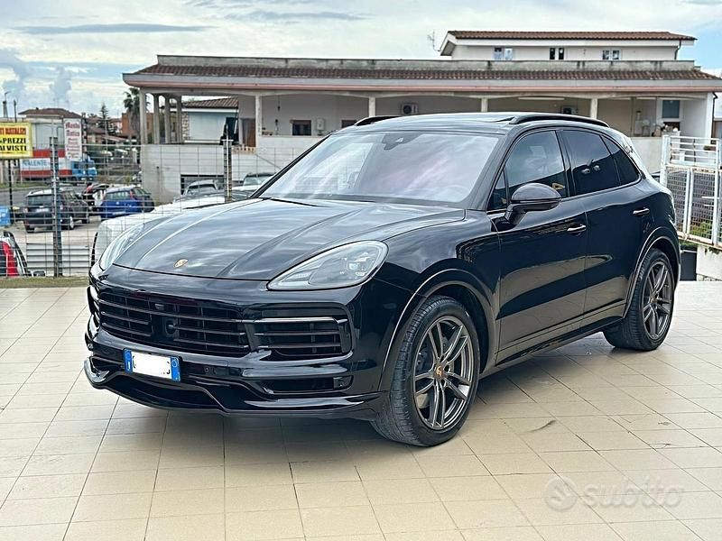 Usata Porsche Cayenne 441 CV (324 kW) 2020 Nero SUV