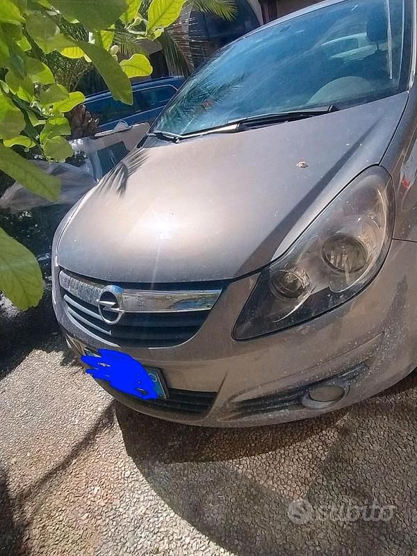 Usata Opel Corsa 75 CV (55 kW) 2012 Utilitaria
