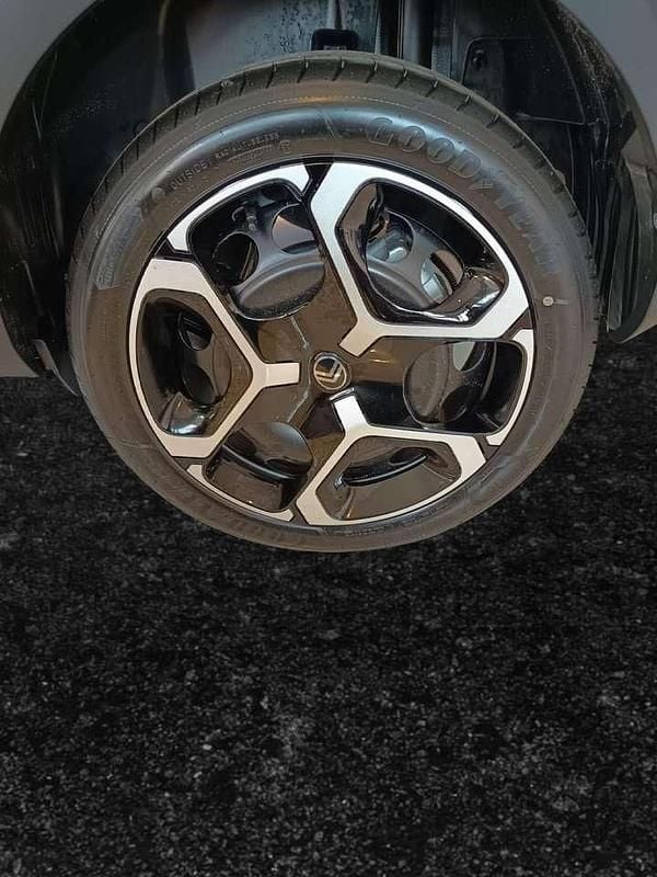 Nuova Citroën C3 110 CV (80 kW) 2026 Grigio SUV