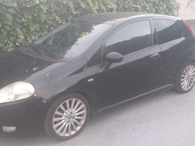 Usato 2006 Fiat Punto 1.9 Diesel 101 CV (3.200 €)