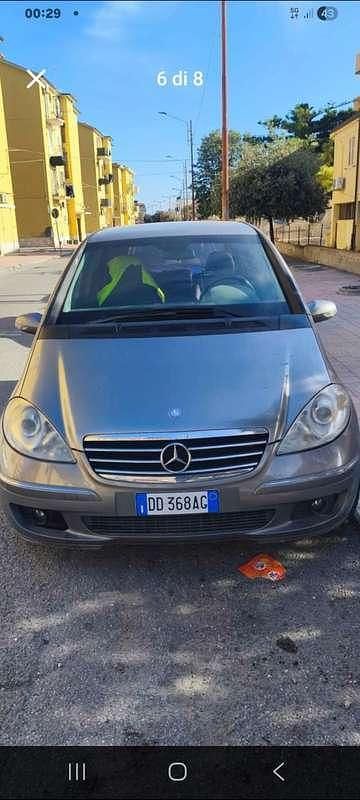 Usata Mercedes 180 Avantgarde 116 CV (85 kW) 2006 Grigio Berlina