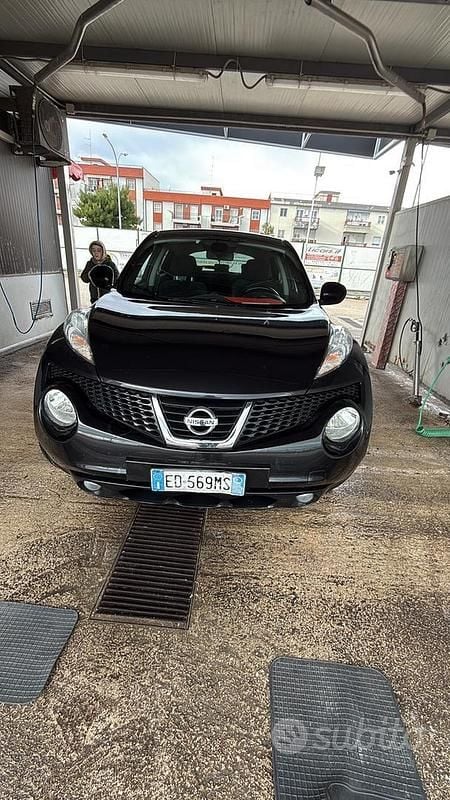Nero Usata 2010 Nissan Juke Tekna SUV | 5700 € (Buon prezzo) - Immagine 1/4