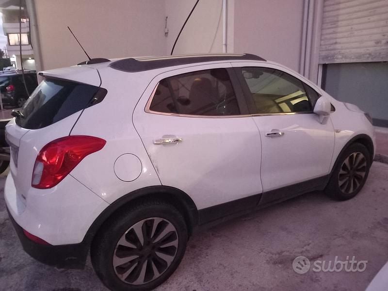 Bianco Usata 2016 Opel Mokka S SUV | 6500 € (Super prezzo) - Immagine 1/4