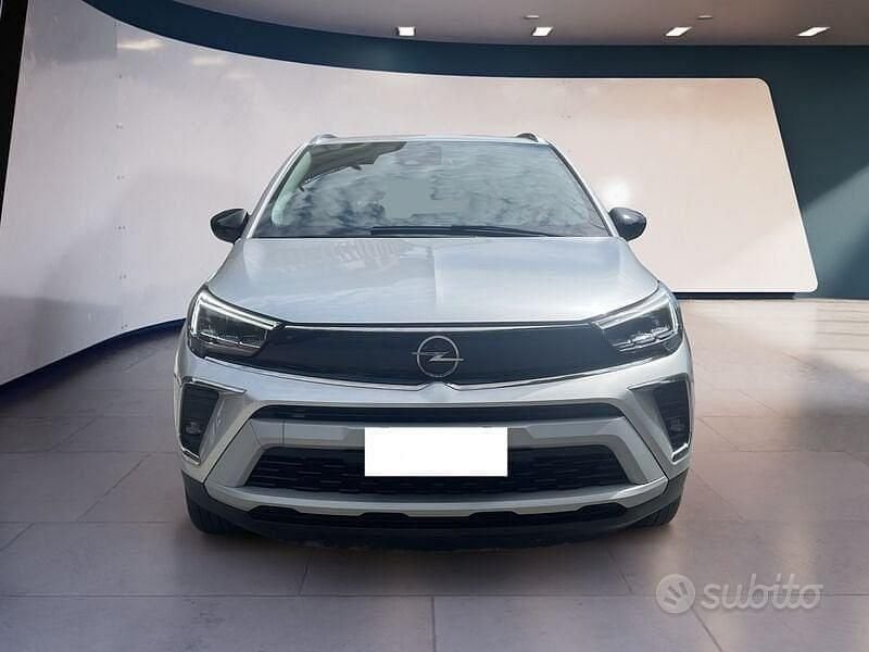 Begagnad Opel Crossland X Elegance 110 HK (80 kW) 2024 Grå SUV
