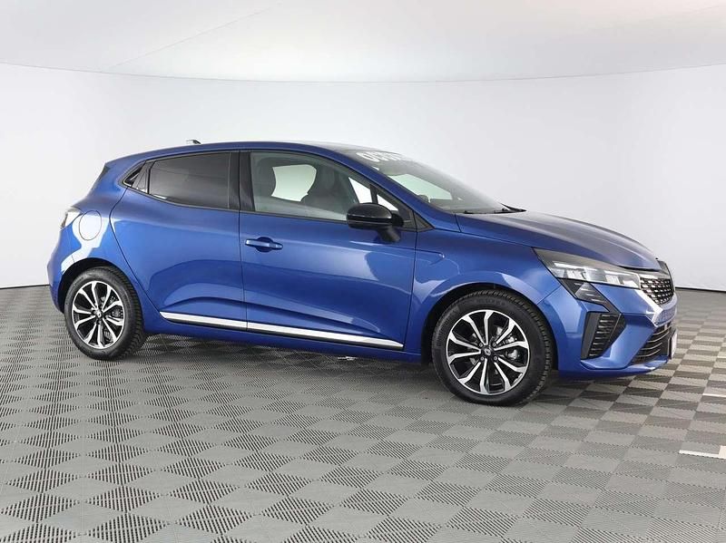 Usata Renault Clio V Techno 91 CV (66 kW) 2025 Blu chiaro Berlina