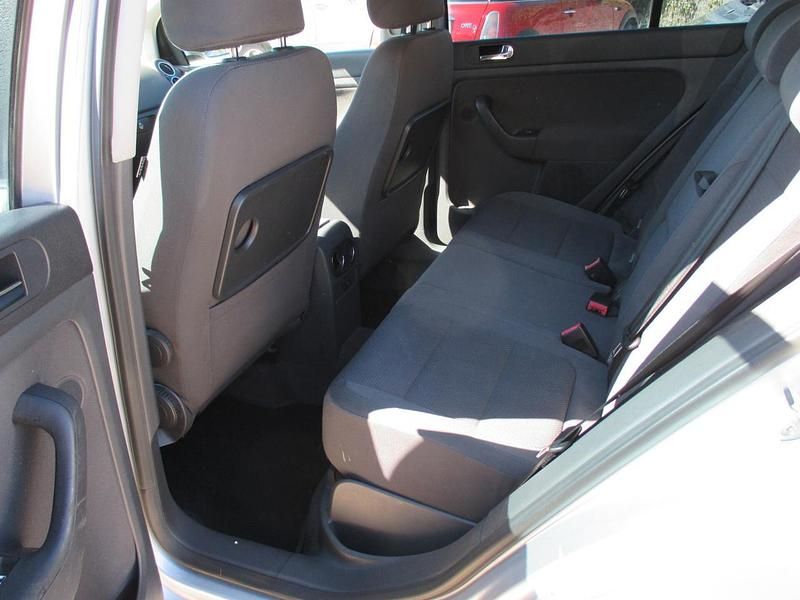 Usata VW Golf Plus Cross Comfortline 140 CV (102 kW) 2005 Grigio Station wagon