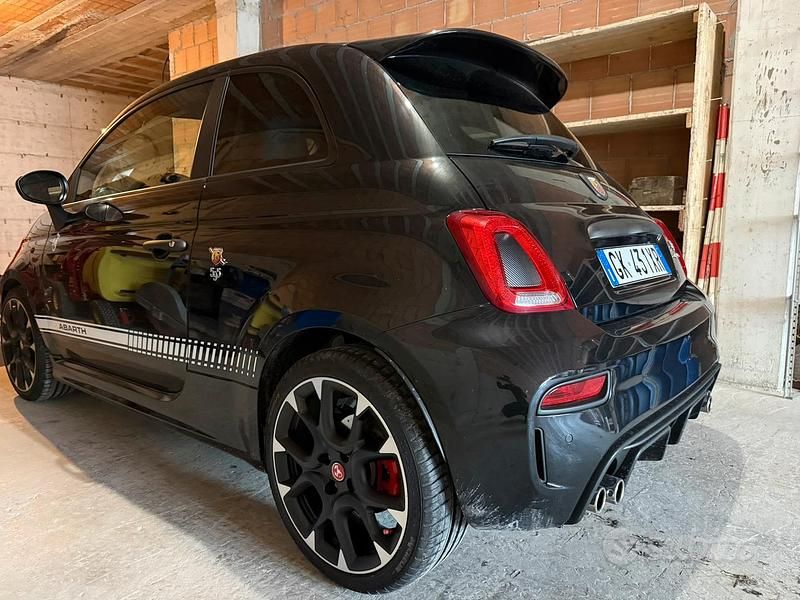 Usata Abarth 595 Competizione 180 CV (132 kW) 2022 Nero Utilitaria