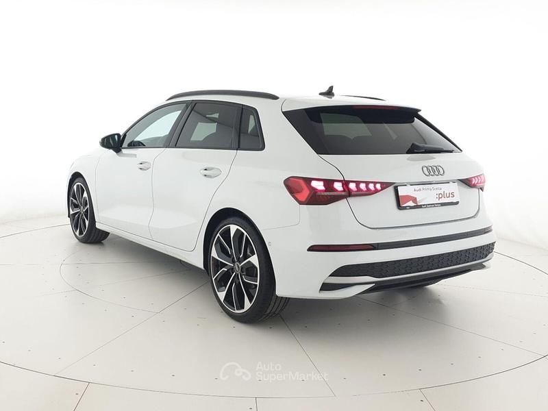 Usata Audi A3 Business 150 CV (110 kW) 2024 Bianco ghiaccio metallizzato Berlina