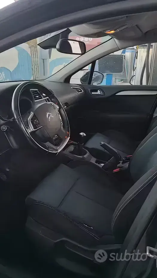 Usata Citroën C4 90 CV (66 kW) 2010 Nero Berlina
