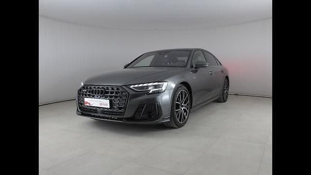 Usata Audi A8 Comfort 286 CV (210 kW) 2024 Grigio Berlina