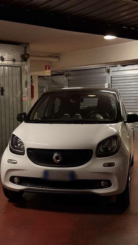 Usata Smart ForFour 71 CV (52 kW) 2018 Utilitaria