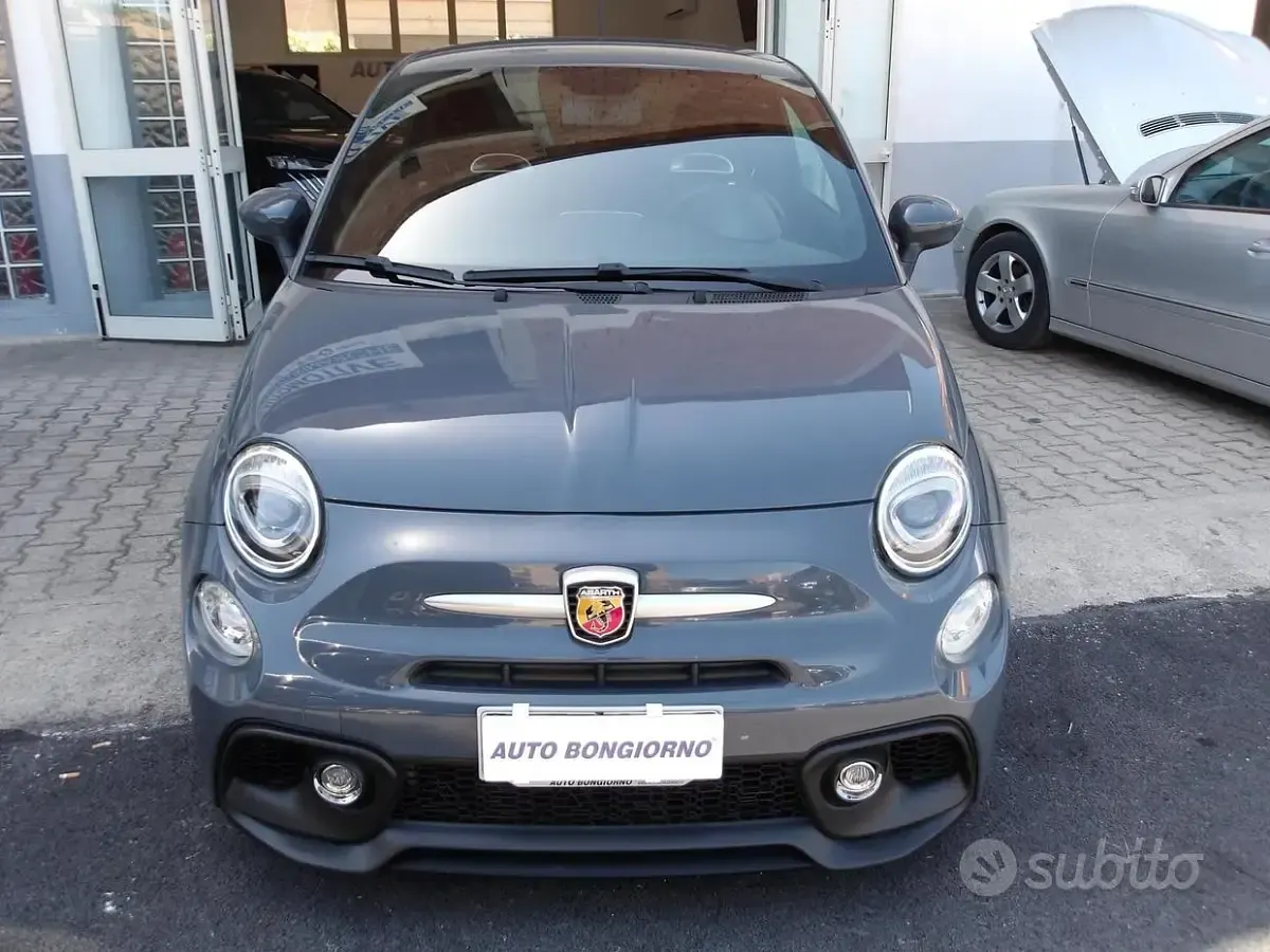 Usata Abarth 595 145 CV (106 kW) 2017 Grigio SUV