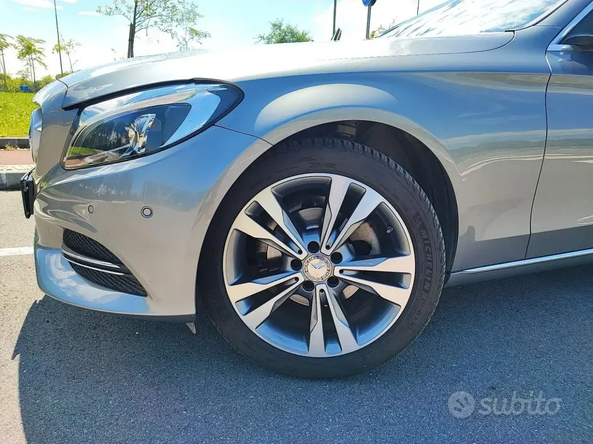 Usata Mercedes C200 136 CV (100 kW) 2015 Berlina