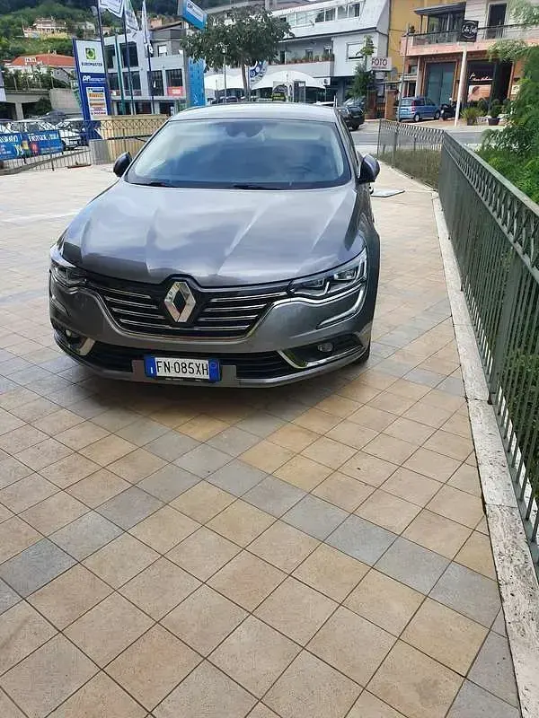 Usata Renault Talisman 160 CV (117 kW) 2018 Berlina